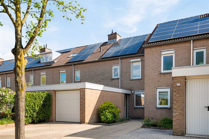 Huizingalaan 46 in Eindhoven foto