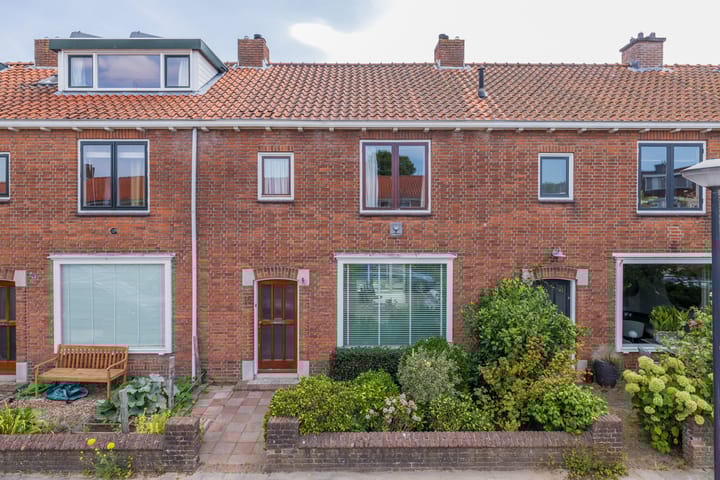 Huizingastraat 18 in Leiden foto