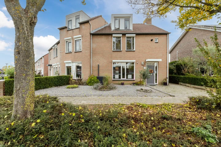 Hulststraat 1 in Echt foto