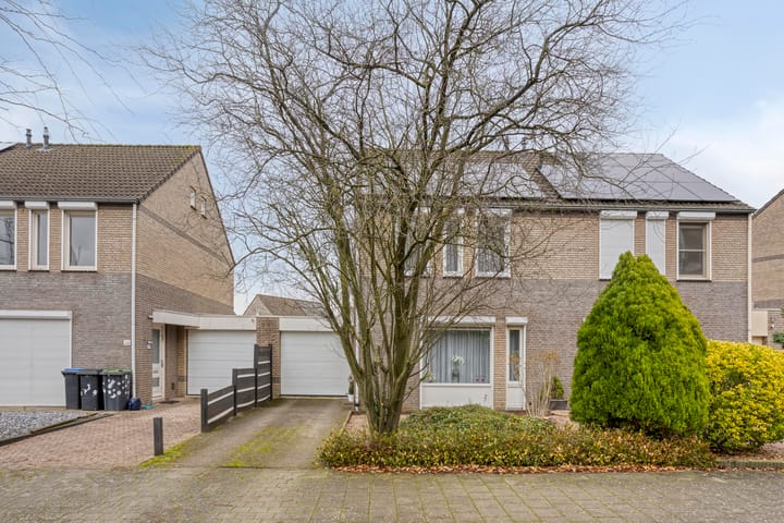 Huskensweg 22B in Heerlen foto