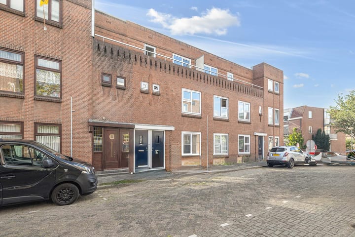 Huysmansstraat 67A in Schiedam foto