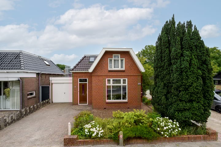 Hynstewaed 2 in Stiens foto