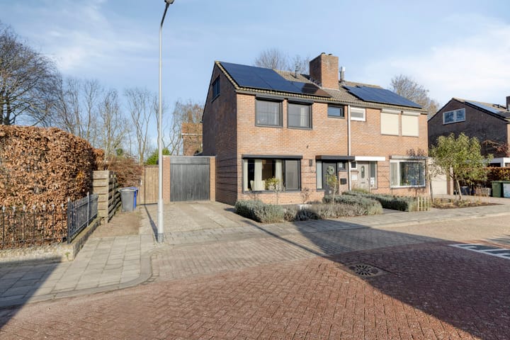 I.C. van der Lindestraat 42 in Biervliet foto