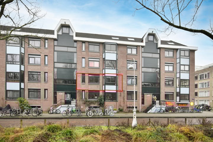 Iepenplein 66 in Amsterdam