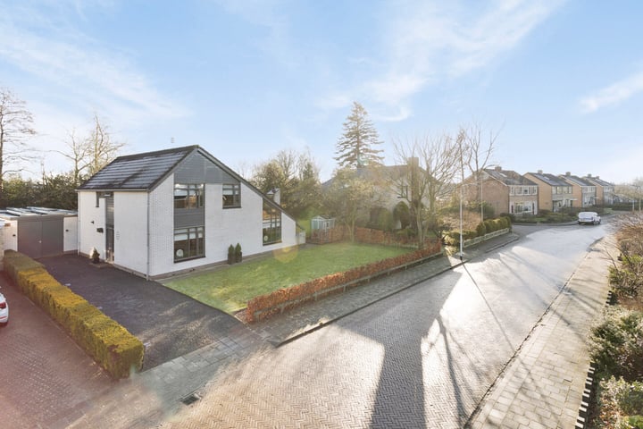 Iepensteinlaan 5 in Joure foto