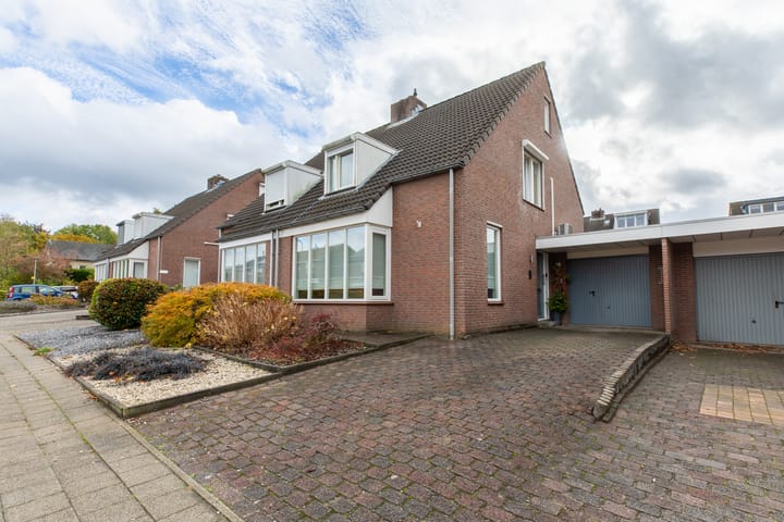 Iepenstraat 57 in Brunssum foto