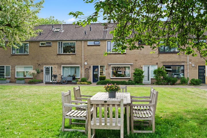 Ierlandweg 3 in IJsselstein foto