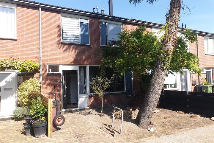 IJselstraat 129 in Assen foto