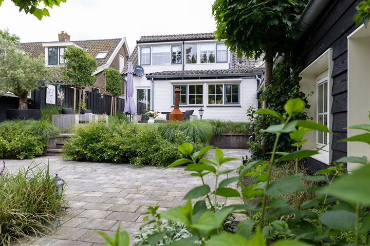 IJsseldijk-Noord 379 in Ouderkerk aan den IJssel foto