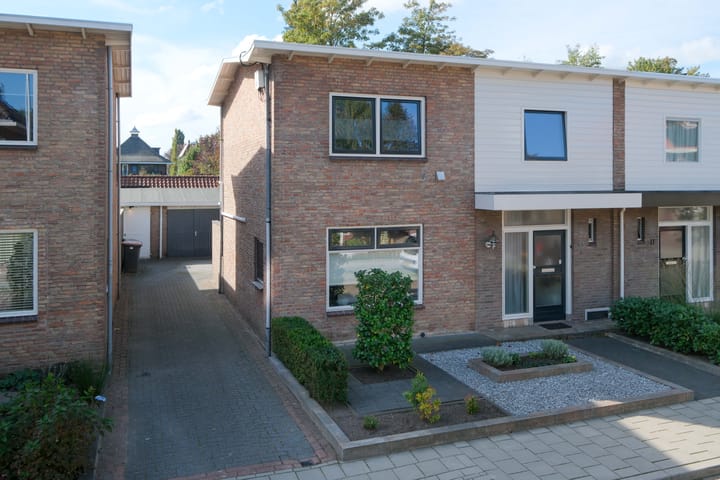 IJsselstraat 13 in Almelo