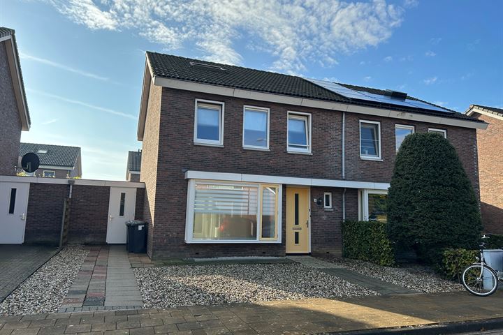 IJsselweg 36 in Gendringen foto