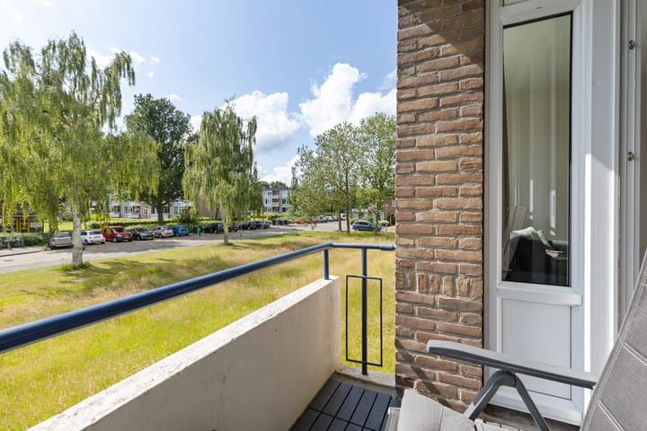 Illegaliteitslaan 146 in Groningen foto