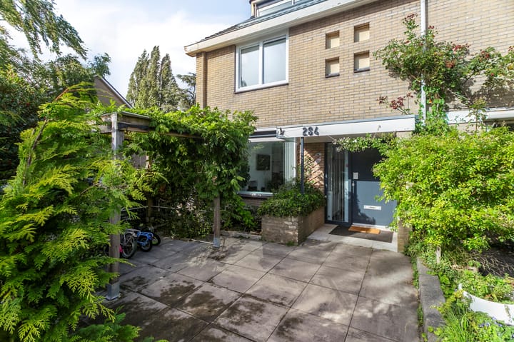 In de Wolken 284 in Amstelveen