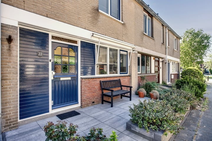 Ina Dammanstraat 22 in Zaandam foto