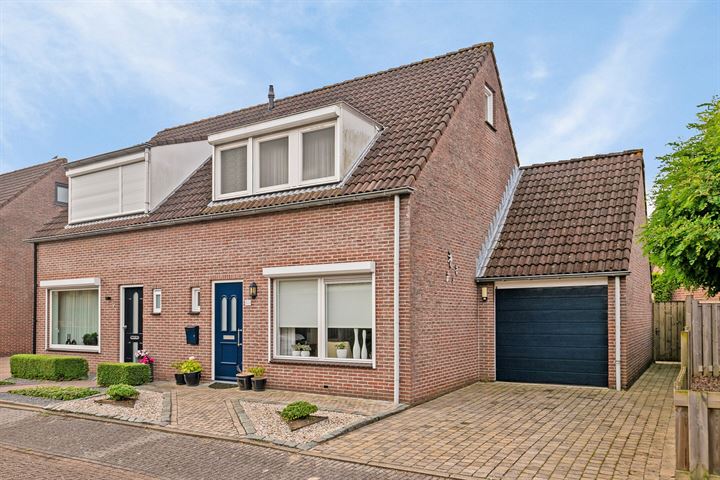 Inghelosenberghe 11 in Sint Jansteen foto