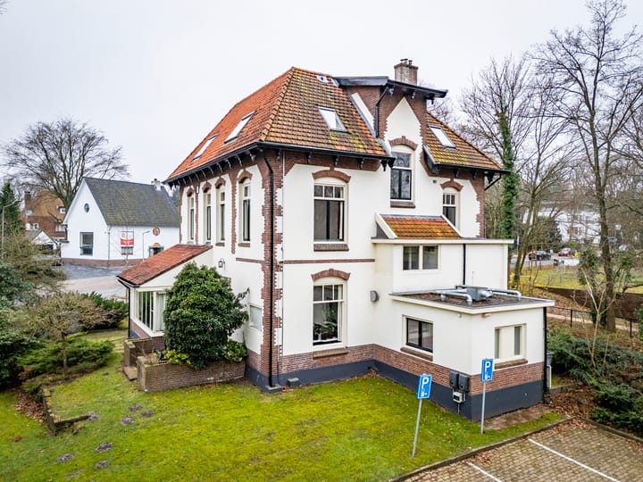 Insulindelaan 30 in Hilversum foto