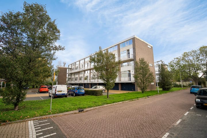 Ir Leemansstraat 15 in Nieuwerkerk aan den IJssel foto