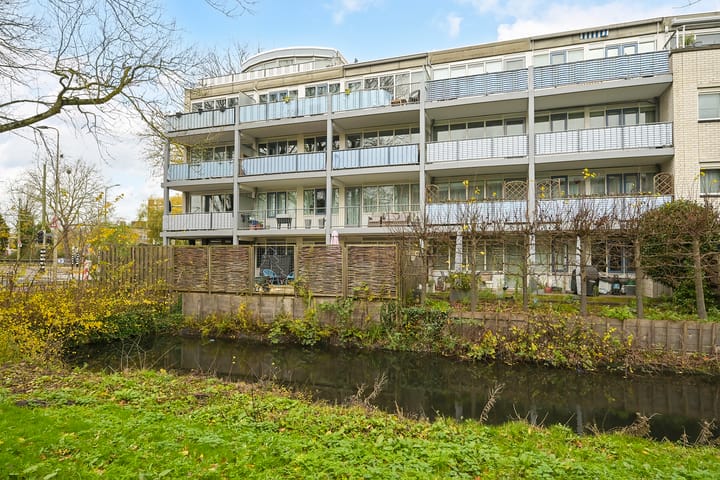 Ir. van der Sluijsplantsoen 81 in 's-Gravenhage