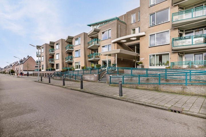 Irene Vorrinkstraat 123 in Hoofddorp foto