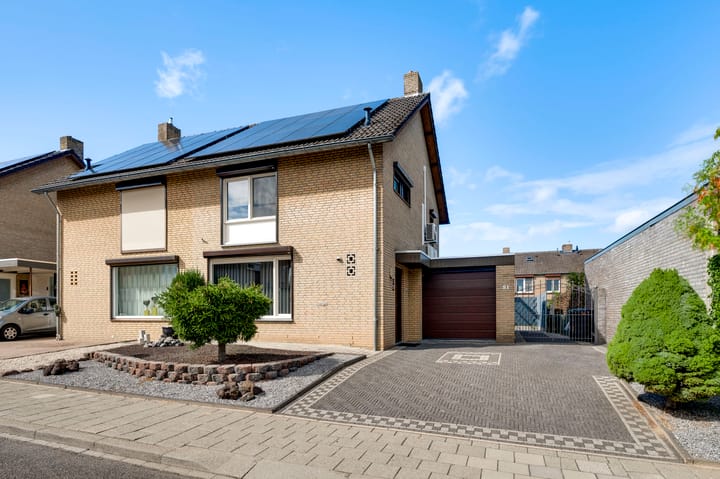 Irenestraat 51 in Puth foto