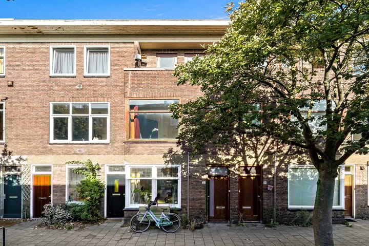 Isaäk Hoornbeekstraat 38 in Delft foto