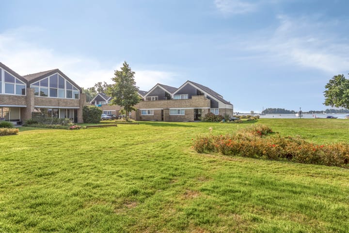 It Eilân 53 in Heeg