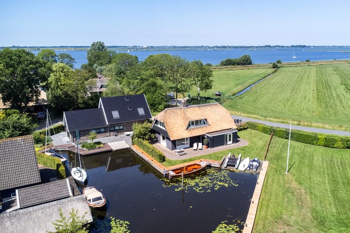 It String 9 in Goingarijp foto