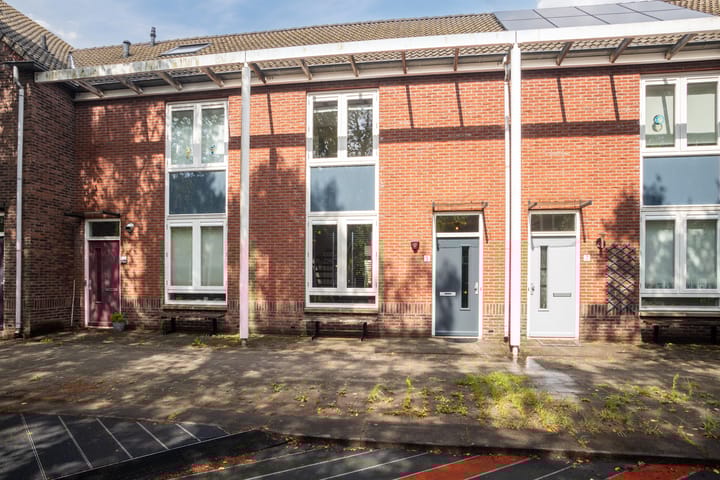 Ita Wegmanhof 5 in Zutphen foto