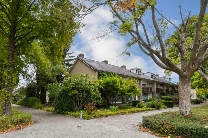 Italiëlaan 2 in Eindhoven foto