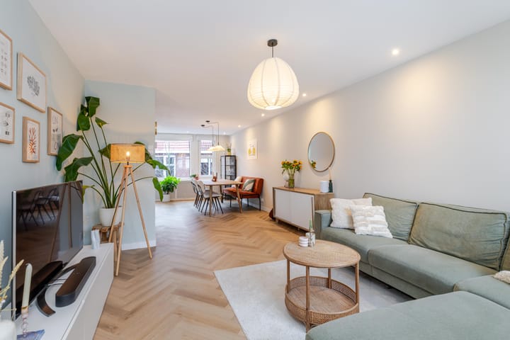 J A Alberdingk Thijmstraat 16A in Schiedam foto