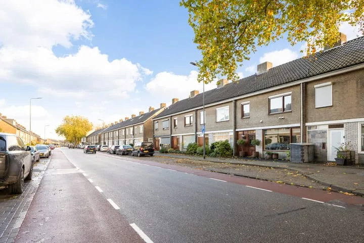 J.J. Allanstraat 298 in Westzaan