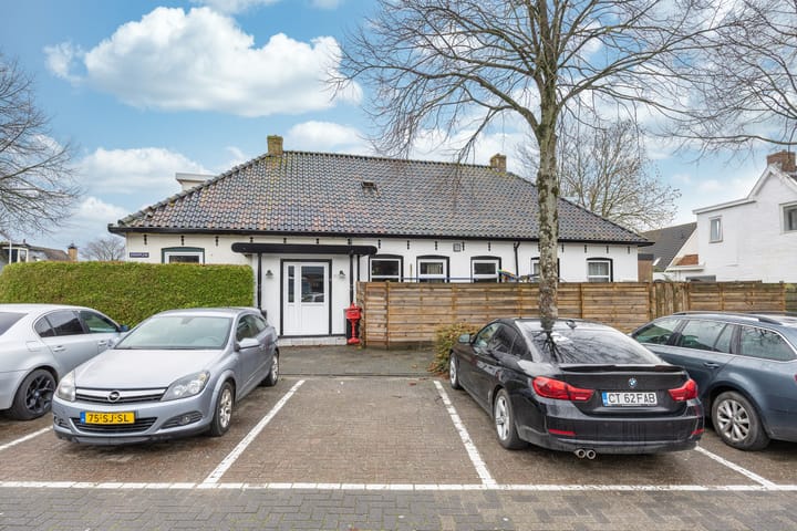 J.P. van der Bildtstraat 2 in Vrouwenparochie