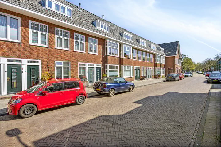 Jac. van Looystraat 5 in Haarlem foto