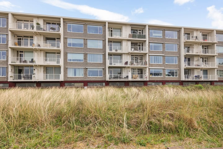 Jacob van Heemskerckstraat 9 in Zandvoort foto