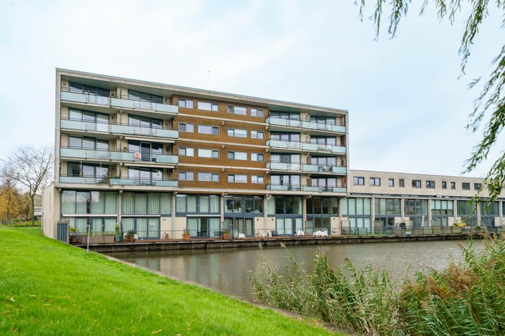 Jacob van Ruysdaelstraat 142 in Almere foto