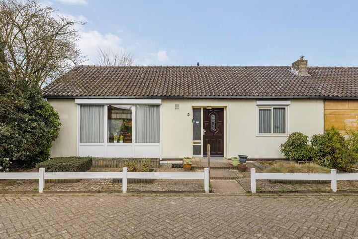 Jacobsdreef 3 in Veldhoven foto