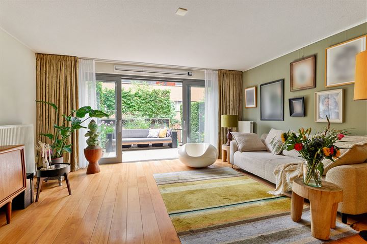 Jacques Veltmanstraat 115 in Amsterdam foto