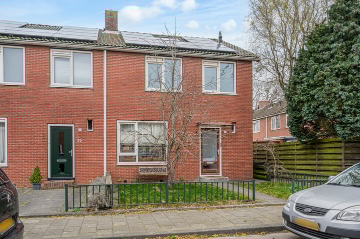 Jadestraat 33 in Groningen foto