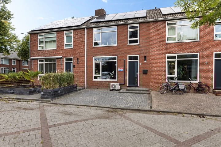 Jadestraat 42 in Groningen foto