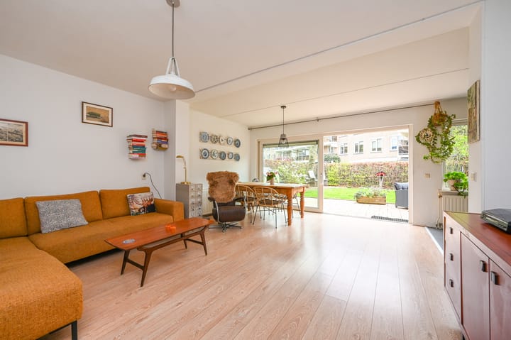 Jan Bronnerstraat 37 in 's-Gravenhage foto