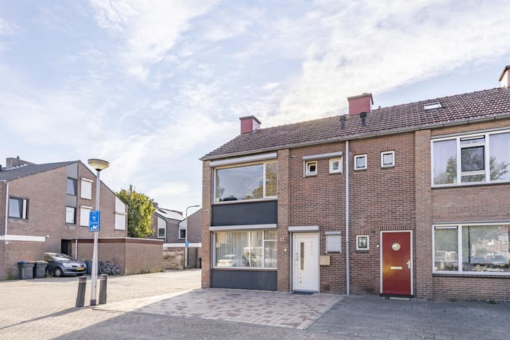 Jan Evertsenstraat 41 in Tilburg foto
