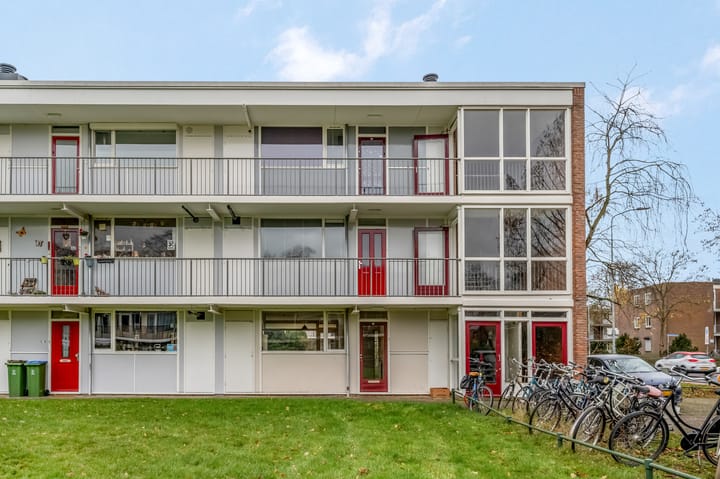 Jan Th. Tooroplaan 25 in Ede foto