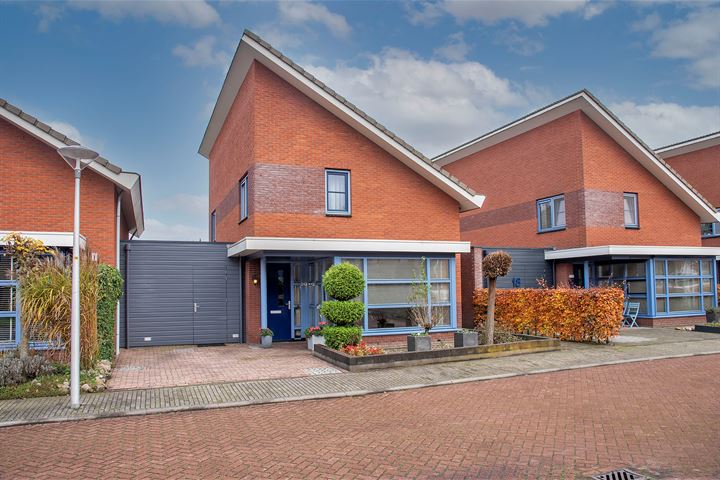 Jan van Elburgstraat 20 in Enschede foto