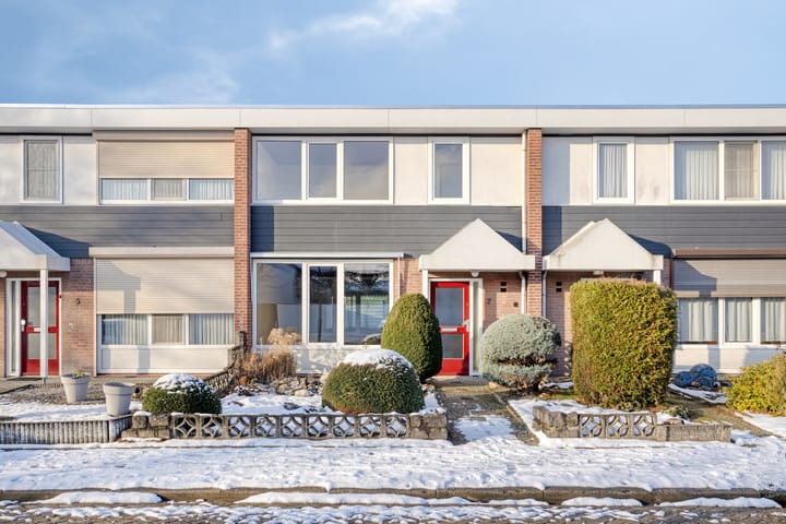 Jan van Schoonvorststraat 7 in Budel