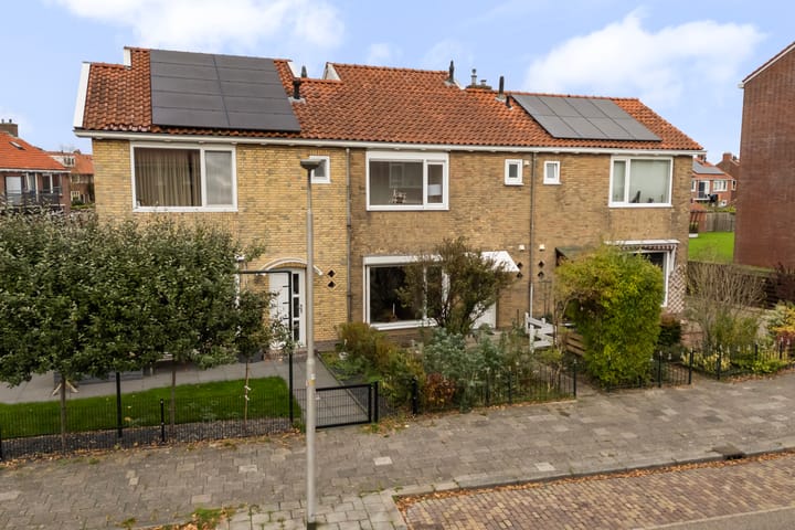 Jan van Scorelstraat 15 in Leeuwarden foto