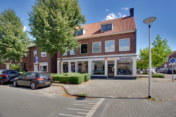 Janninksweg 40A in Enschede foto