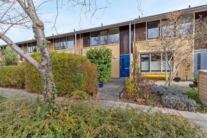 Januaristraat 76 in Almere