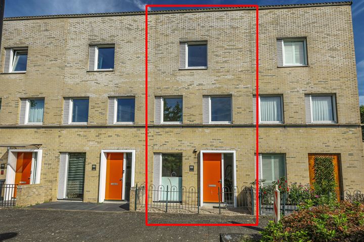 Janusz Korczakplantsoen 11 in Amsterdam foto