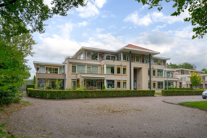 Jasmijnlaan 12 in Roden foto