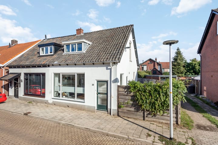 Javastraat 38 in Hengelo foto